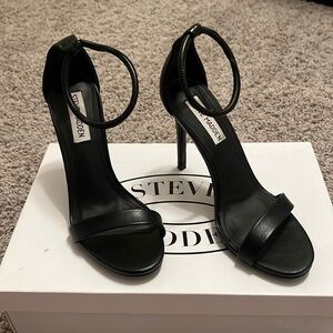 Steve Madden Black Heel